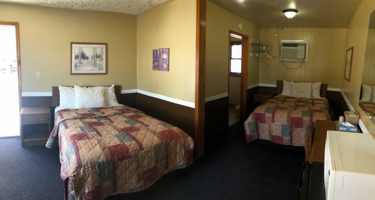 Geneva Inn Exterior photo